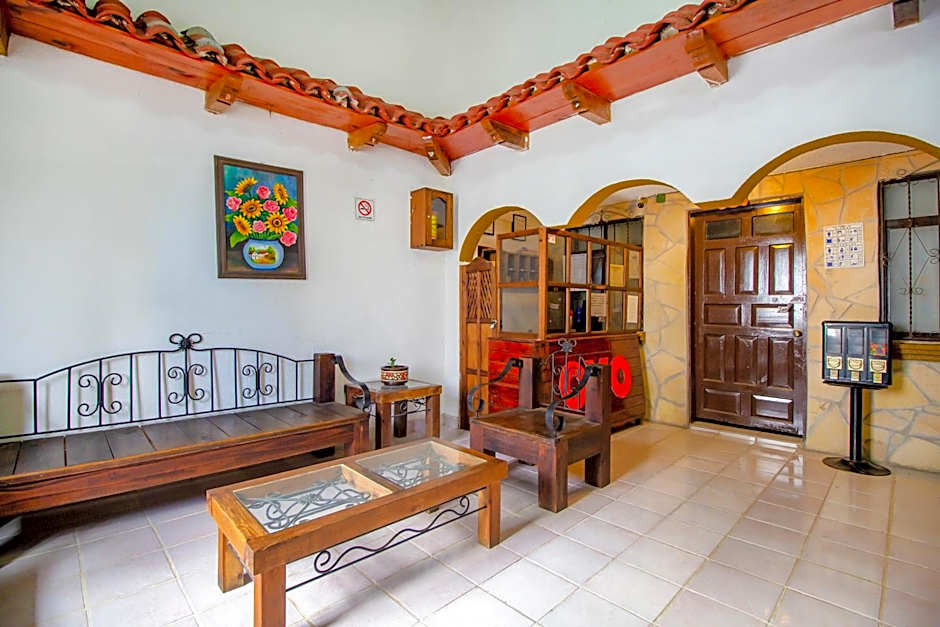 Capital O OYO Hotel Las Nubes Mercado de Dulces y Artesanias Ambar, San Cristobal De Las Casas