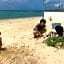 Hotel & Restaurant On the Beach Lue