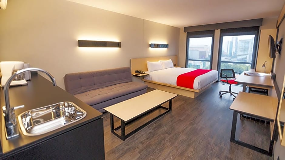 City Express Plus by Marriott Medellín Colombia