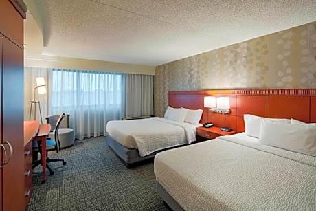 Queen Suite with Sofa Bed