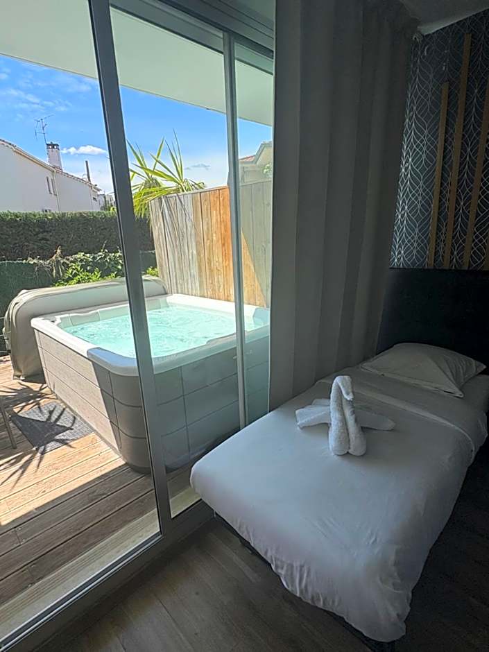 Hotel Sable Et Soleil - Port et Plage