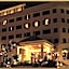 Sri U-Thong Grand Hotel