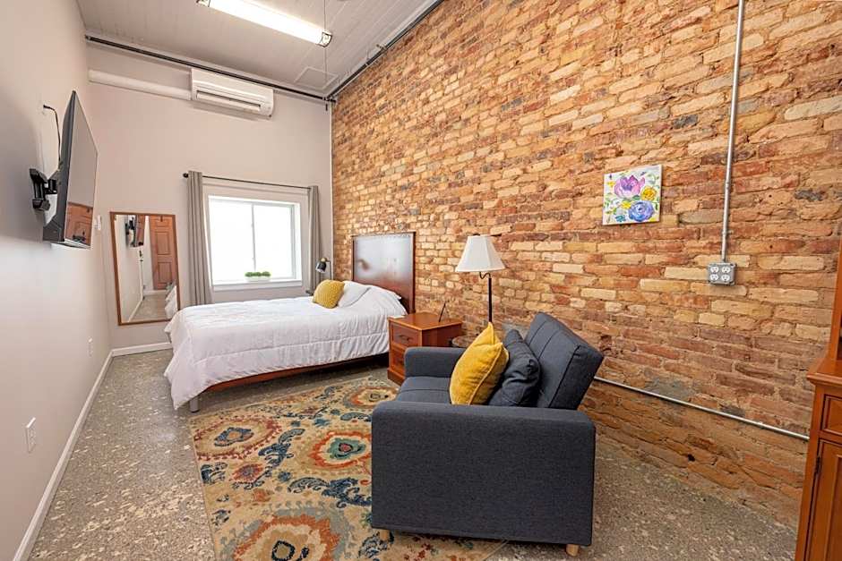 Hartwell Suites