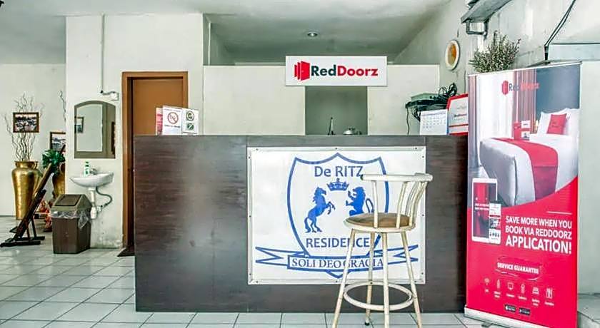 RedDoorz Plus near Galaxy Mall