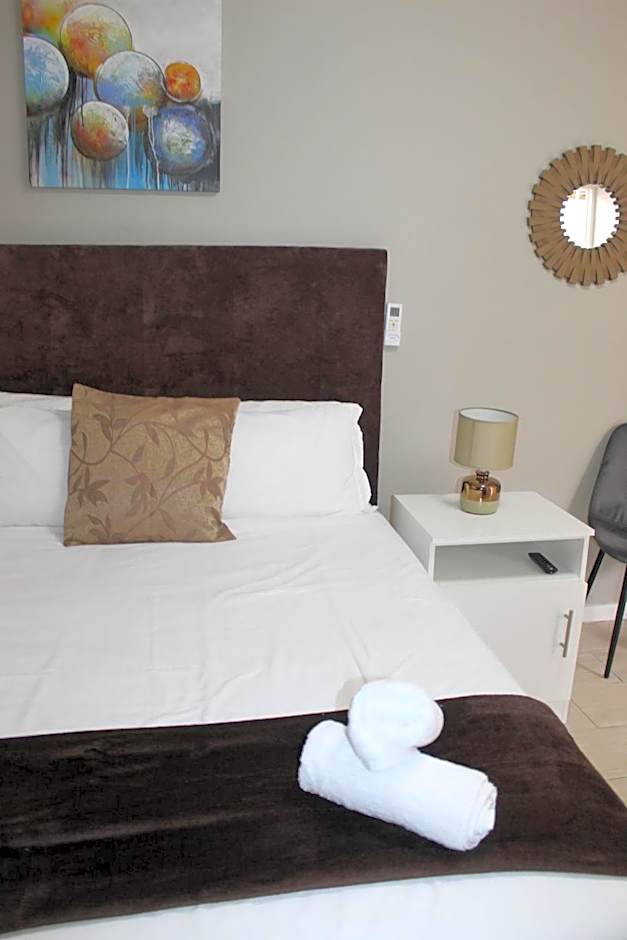 103onWallace Self Catering Guest House
