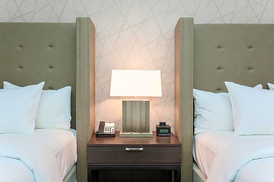 DoubleTree by Hilton Evansville