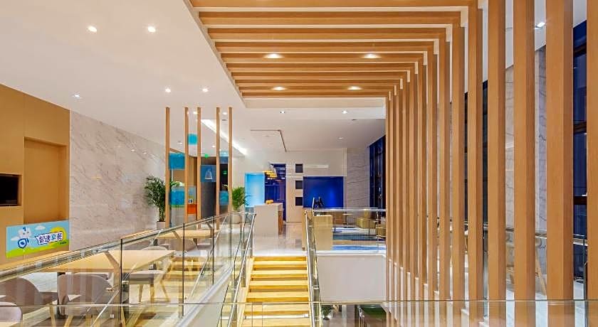 Holiday Inn Express Qingdao West Coast By IHG