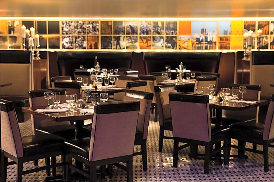 Renaissance by Marriott Pittsburgh Hotel