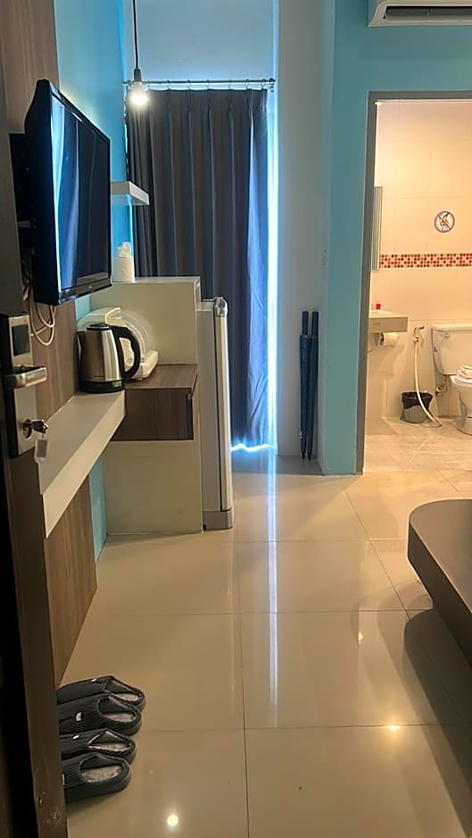 Hotel The Journey Patong New