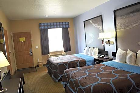 2 Queen Beds, Mobility/Accessible Room, Roll-In Shower, Non-Smoking