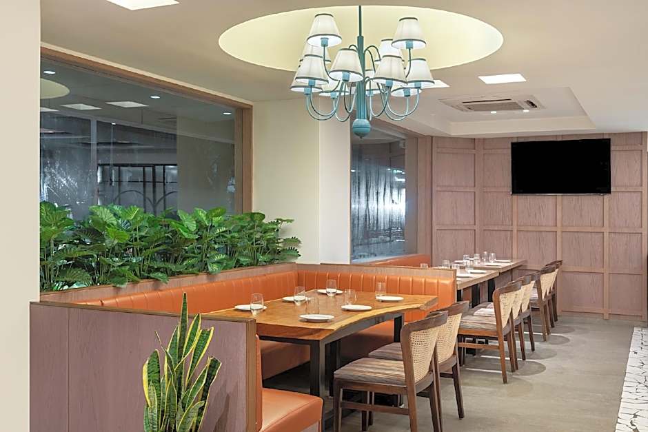 Hotel Suncity Residency