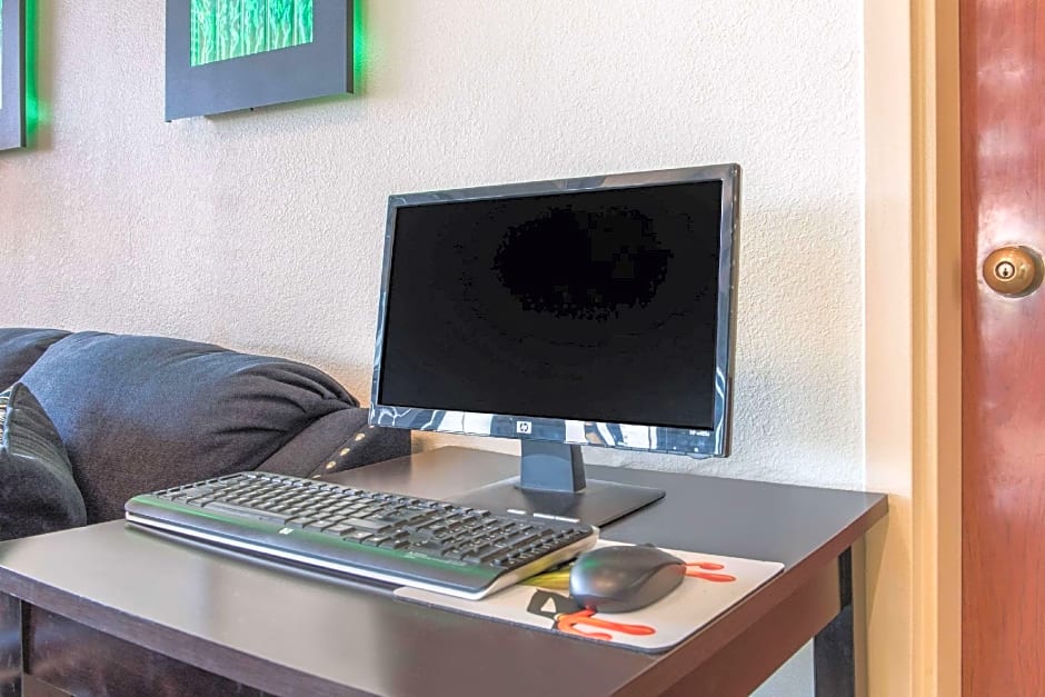 Quality Inn & Suites Miamisburg - Dayton South