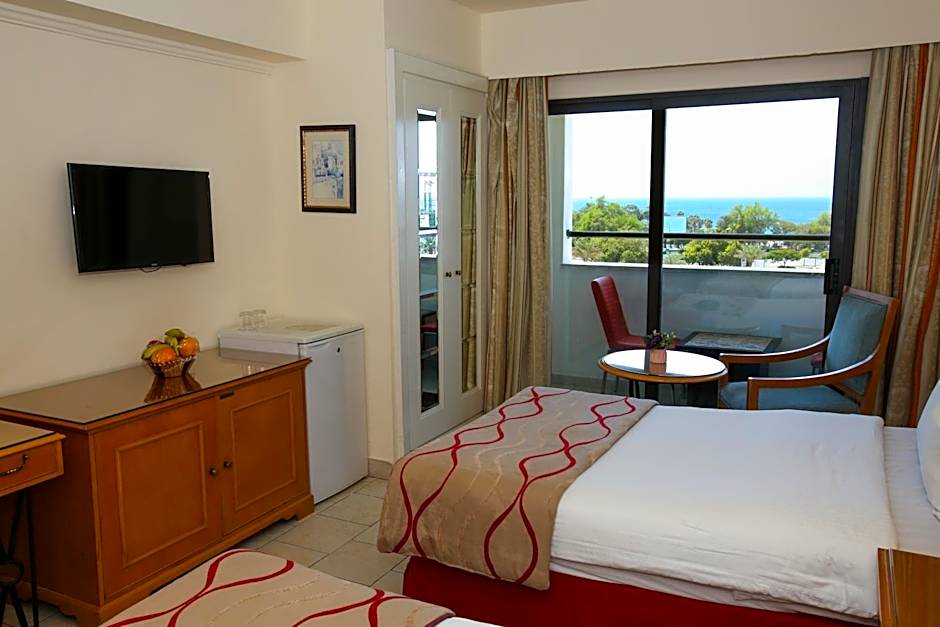 Mina Hotel
