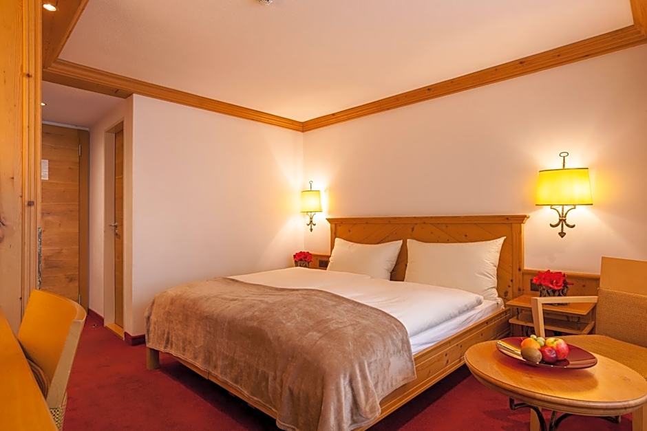 Hotel Holiday