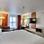 Holiday Inn Express Hotel & Suites Milwaukee Airport By IHG