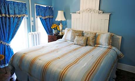 King Room with Spa Bath