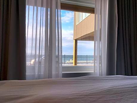 Queen Room with Sea View