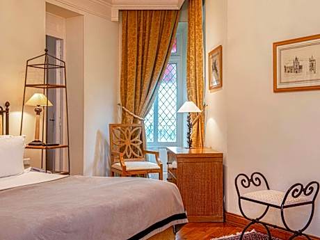 Deluxe Suite Balcony