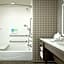 Home2 Suites By Hilton Edison, Nj