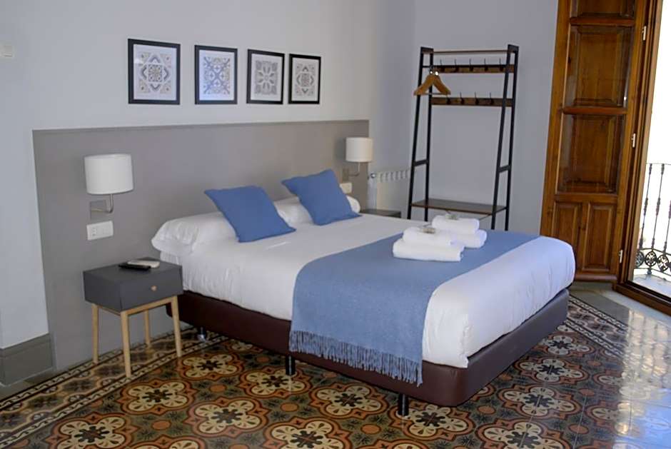 La Perla Granada Suites