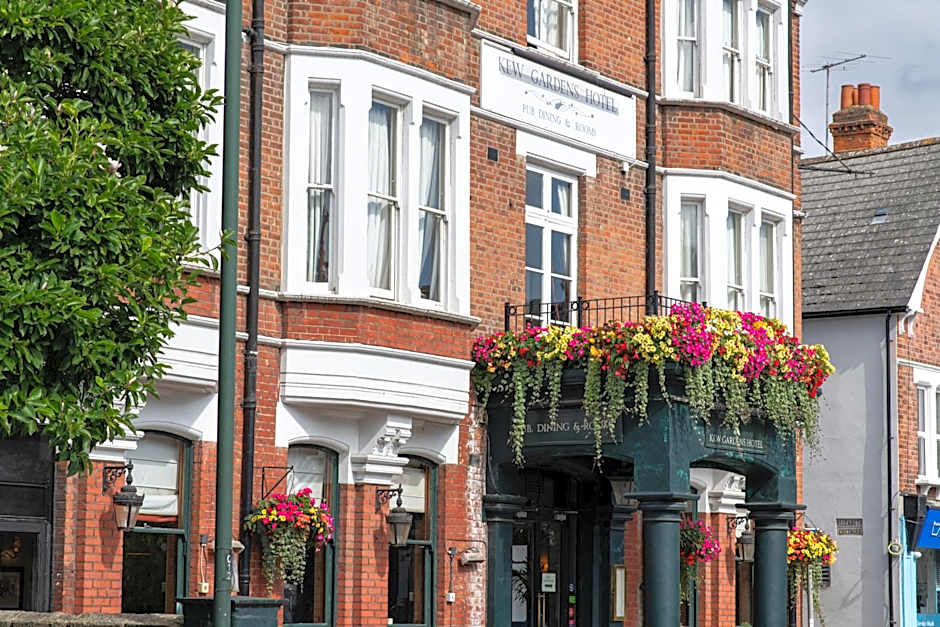 Kew Gardens Hotel