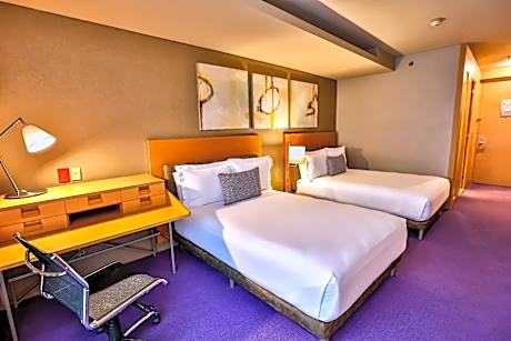 Deluxe Two Beds