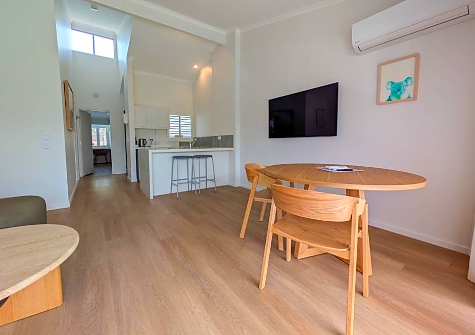 Noosa Parade Holiday Inn