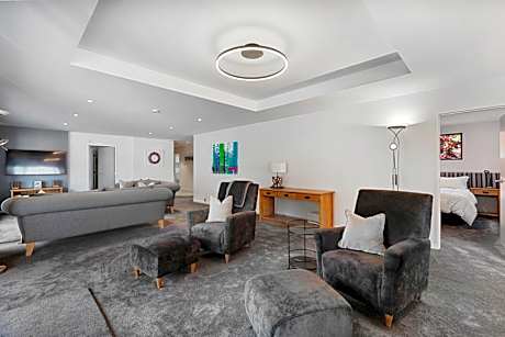 Penthouse Apartment