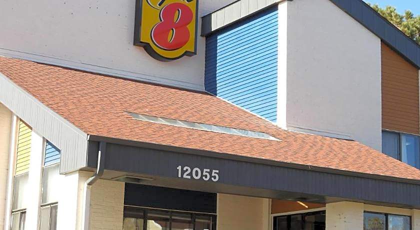 Super 8 by Wyndham Westminster Denver North