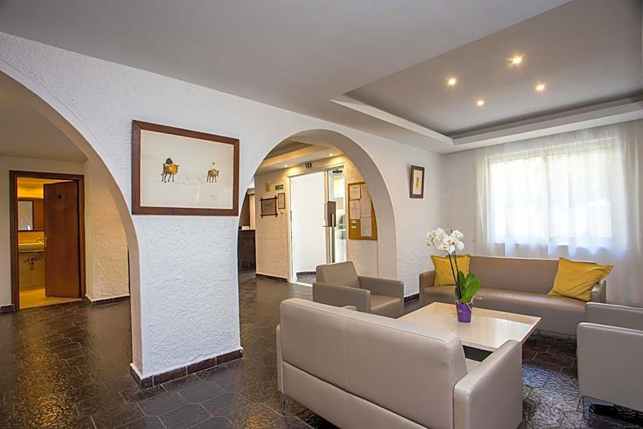 Royal Aparthotel City Centre