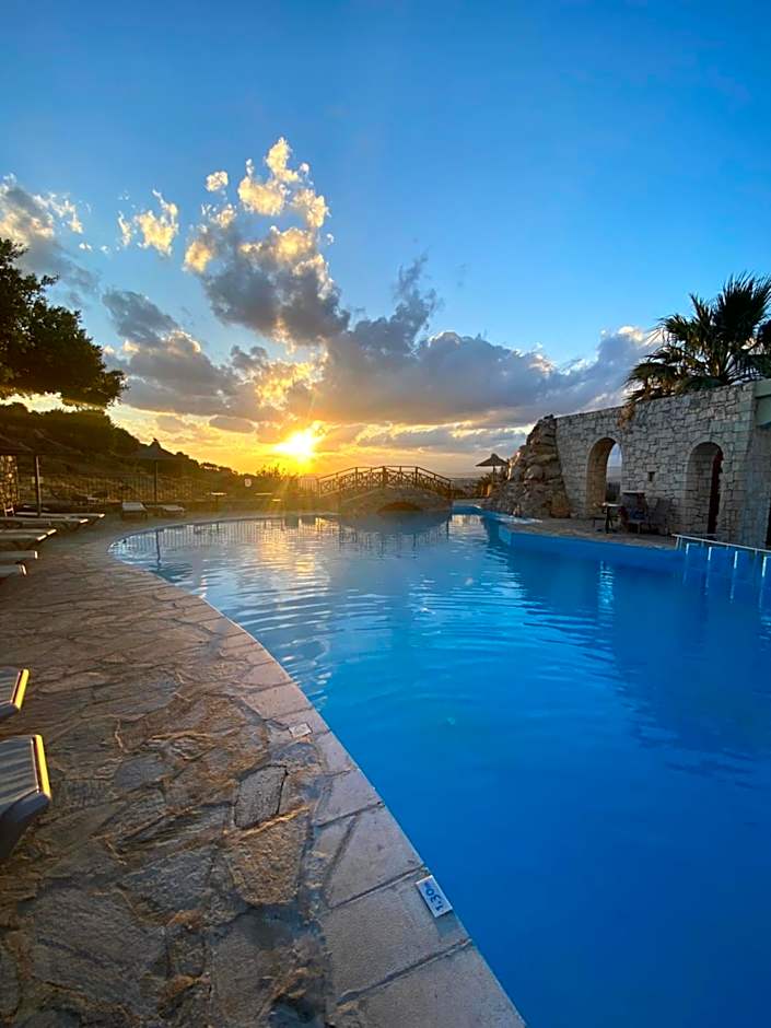 Arolithos Traditional Village Hotel