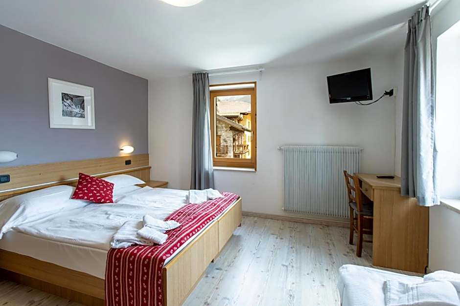 Ciasa Alpina Relax Hotel