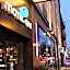 Motel One Frankfurt-East Side