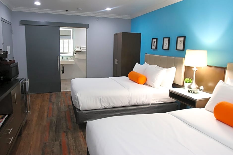 The BLVD Hotel & Suites