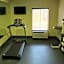 Holiday Inn Express Hotel & Suites Starkville By IHG