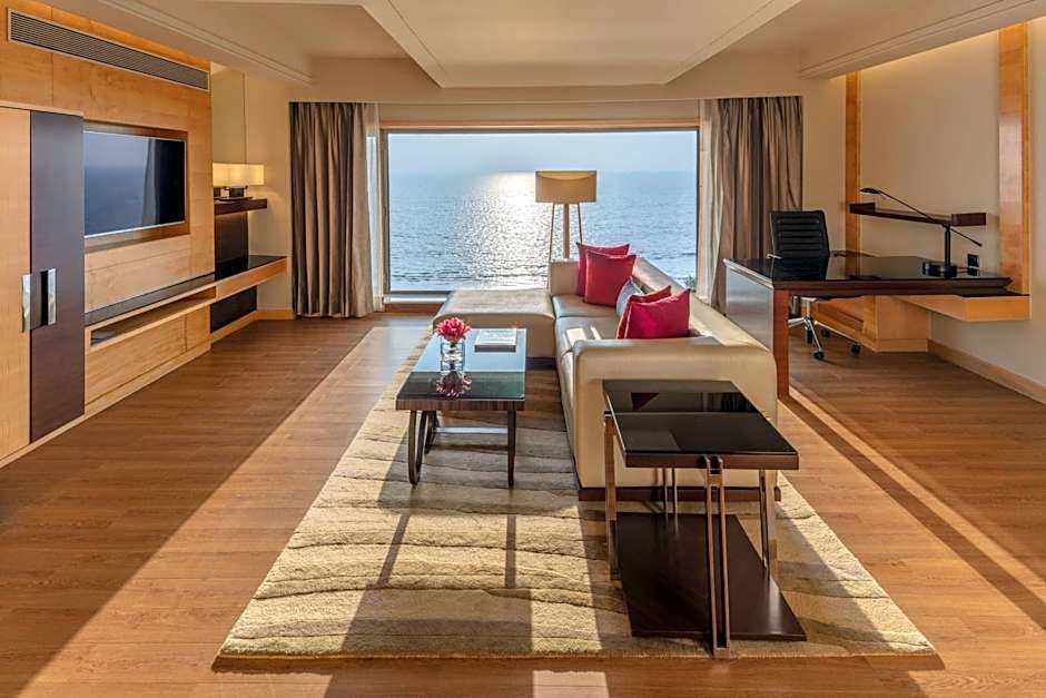 Photo 1 of 7 of Sunset 1 King Bed Suite, Ocean View