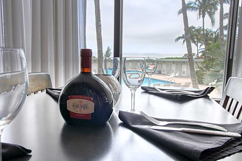 Deluxe Studios and Apartments at the Casablanca