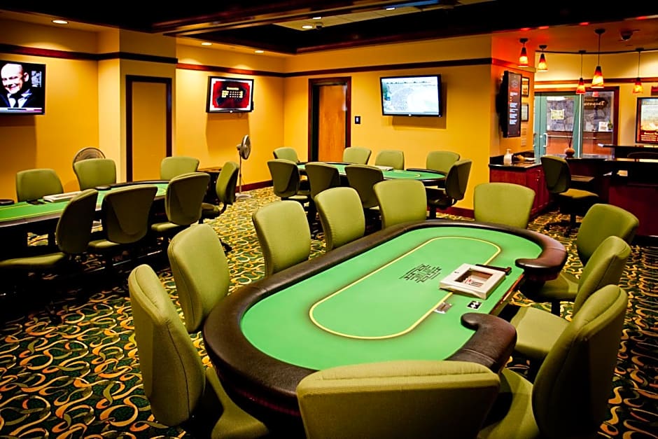 Lucky 7 Casino & Hotel (Howonquet Lodge)