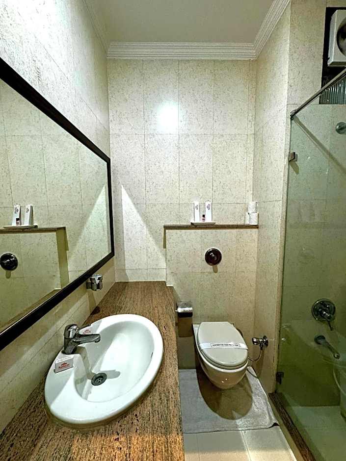 Hotel Sarovar Regency