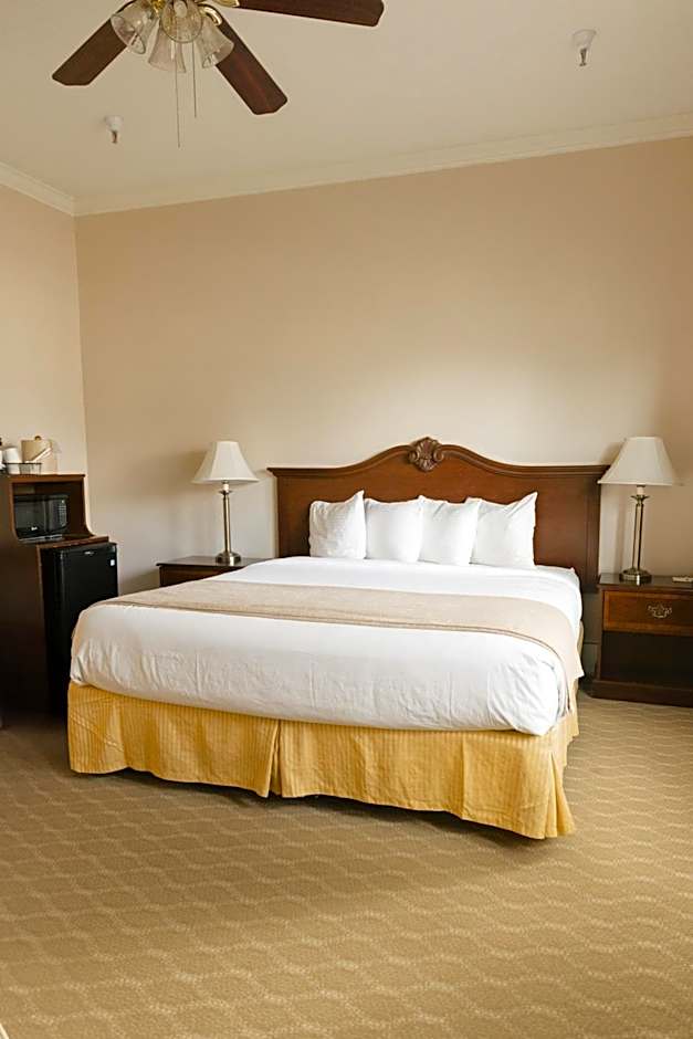 Historic Santa Maria Inn