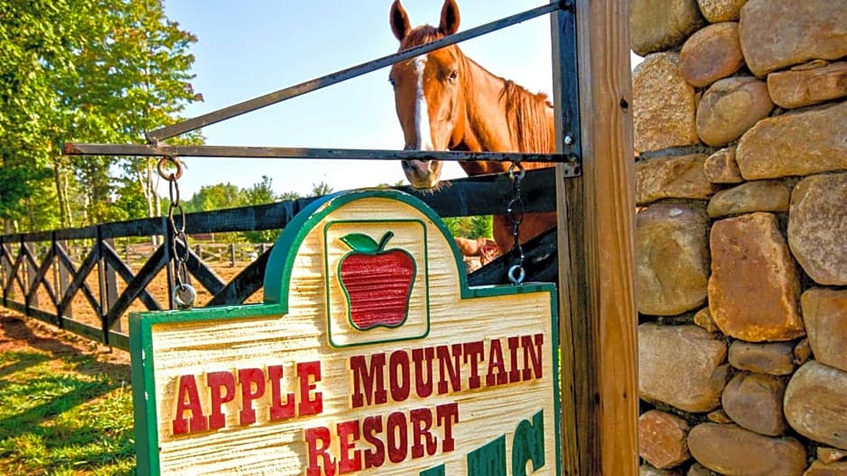 Holiday Inn Club Vacations Apple Mountain Resort