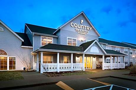 Country Inn & Suites by Radisson, Grinnell, IA