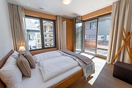 Three-Bedroom Superior Apartment