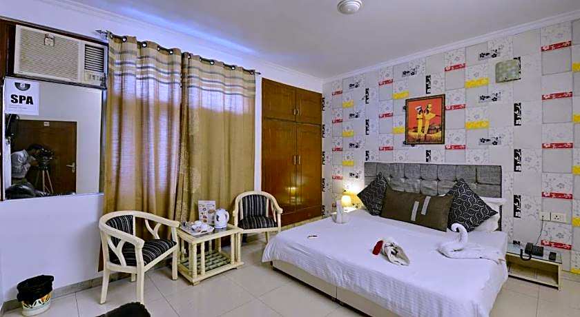 Silver Leaf Noida Hotel