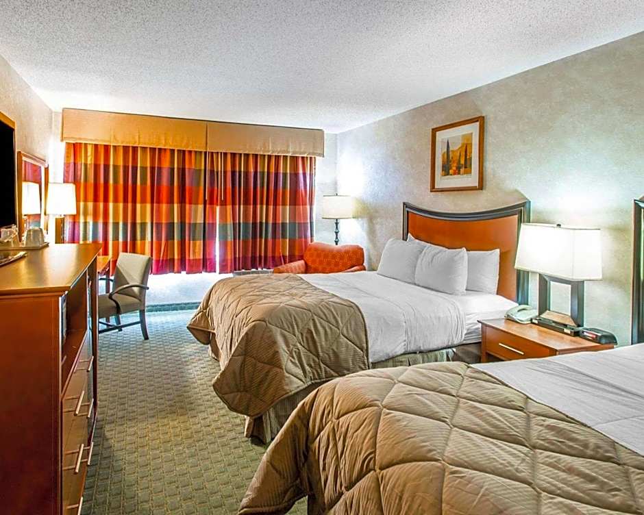 Quality Inn and Conference Center Greeley Downtown
