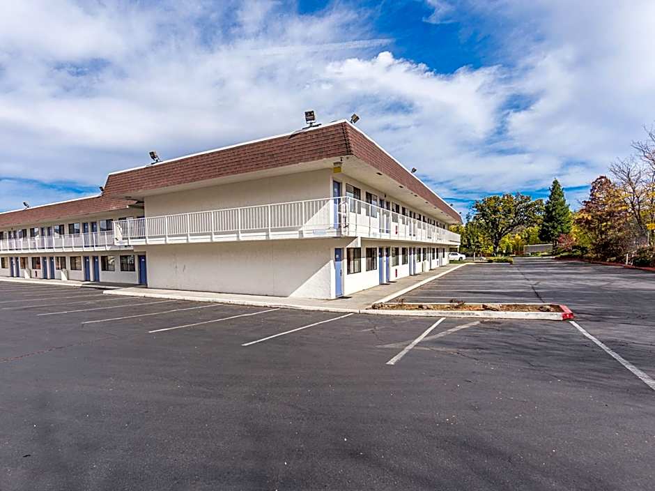 Motel 6-Yreka, CA