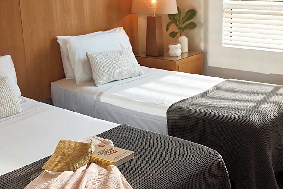 Sea Change Beachfront Apartments