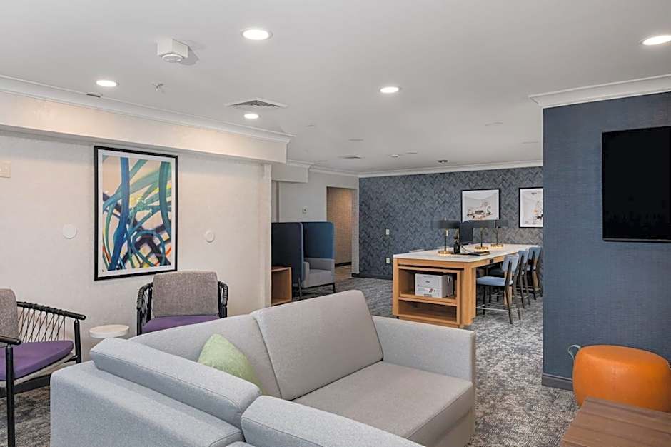 Staybridge Suites Madison - East By IHG