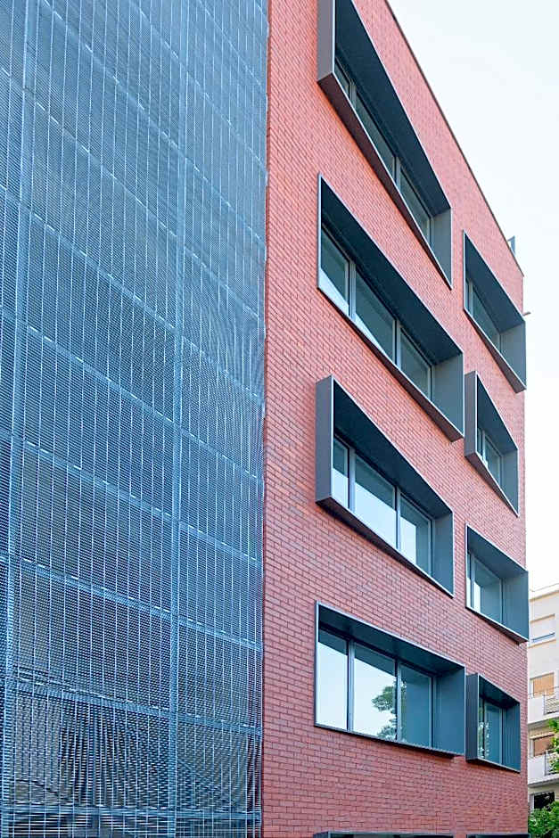 Hotel Les Portes De Paris