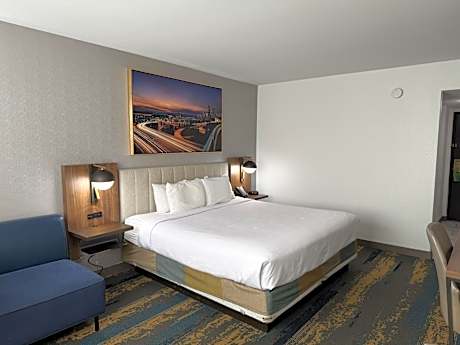 La Quinta Inn & Suites by Wyndham Sea Tac Seattle Airport